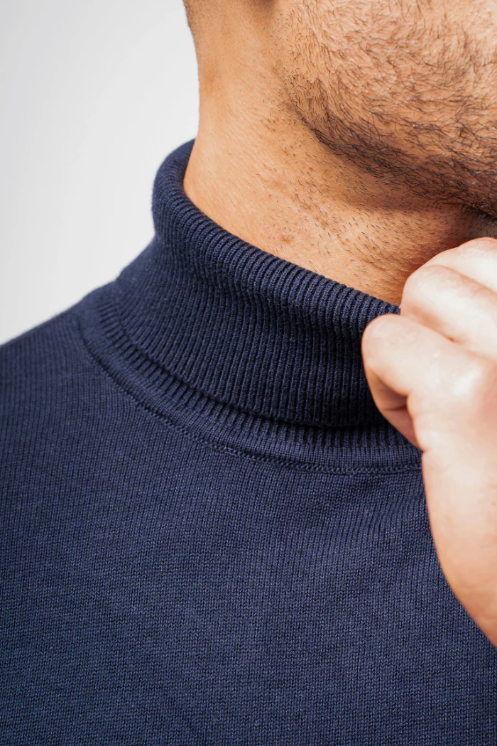 Suéter Tricot Merino Gola Alta Forth