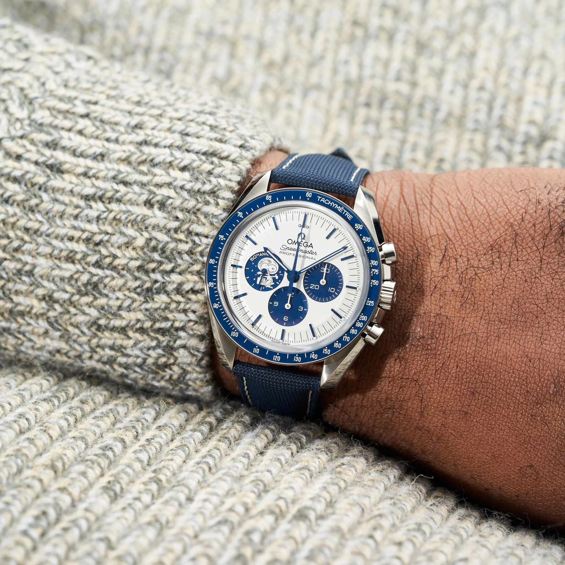 Relógio Masculino Bacán Branco e Azul – Estilo ÉPICO Pras Tuas Conquistas